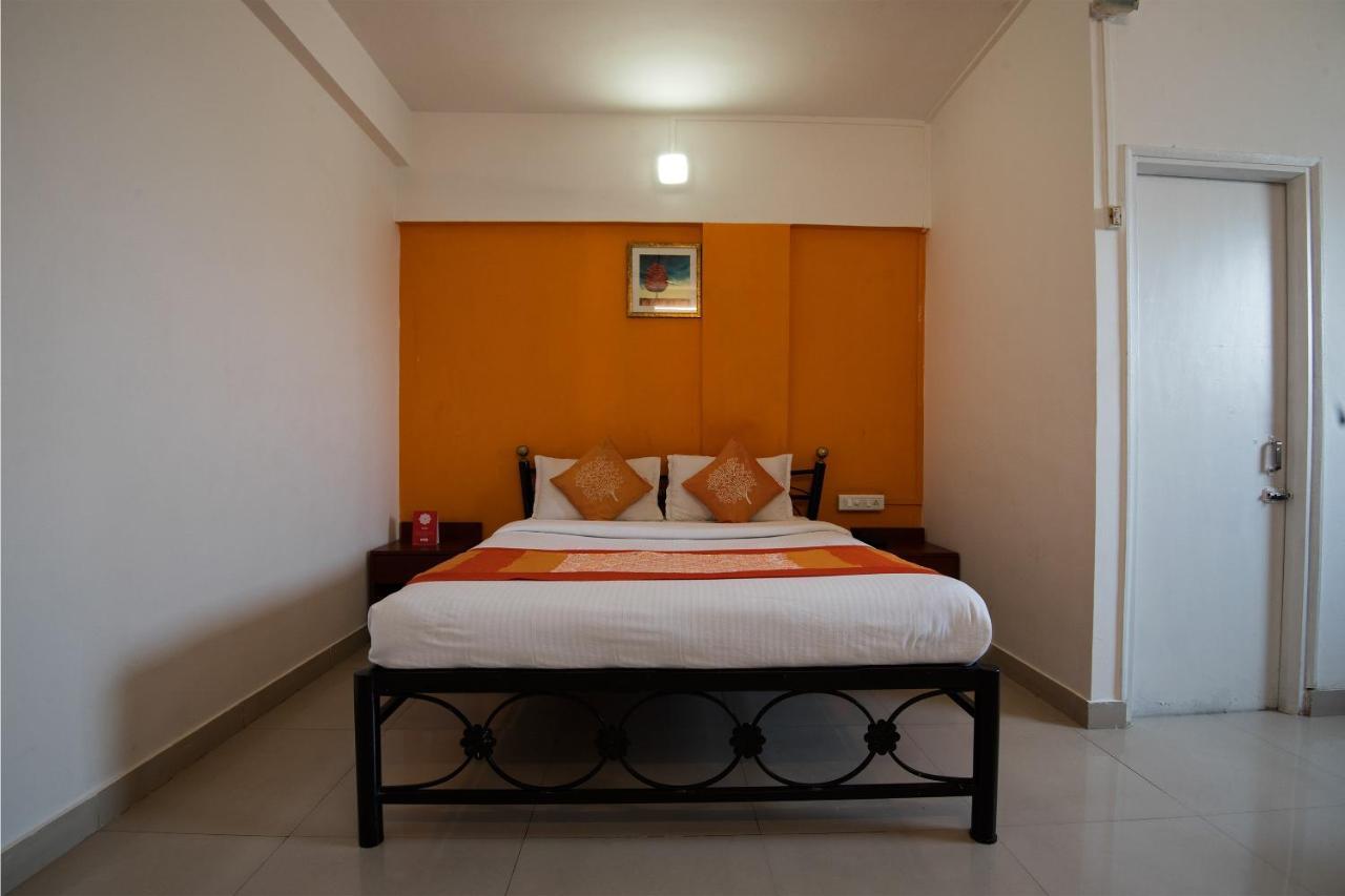 Oyo 1065 Hotel Hmr Royal Inn 浦那 外观 照片