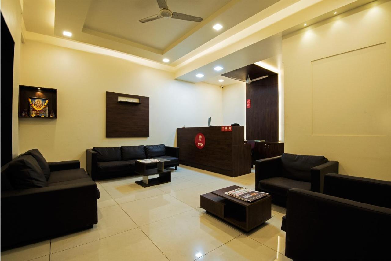 Oyo 1065 Hotel Hmr Royal Inn 浦那 外观 照片