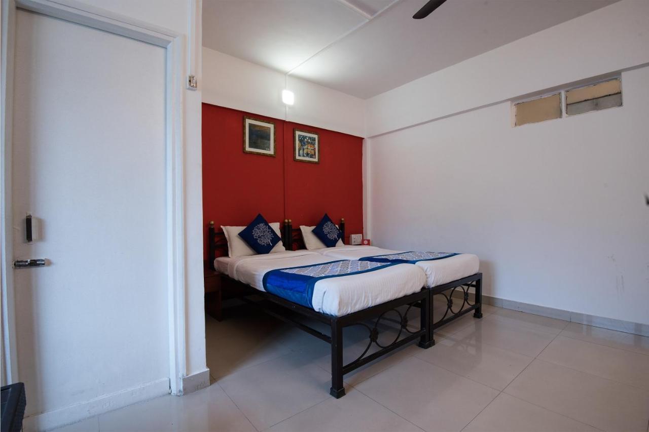 Oyo 1065 Hotel Hmr Royal Inn 浦那 外观 照片
